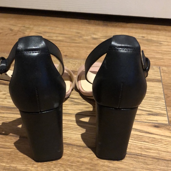 Open toe high heels - Picture 2 of 6